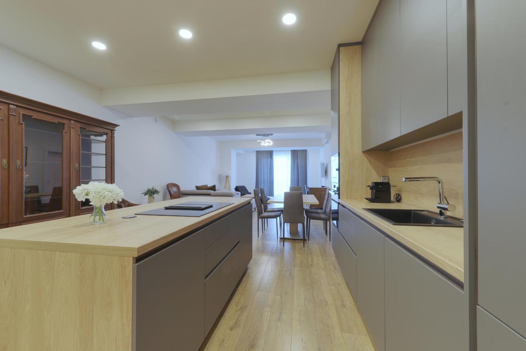 Shone Apartment Old Town 2 Bedroom Bratislava Exterior photo